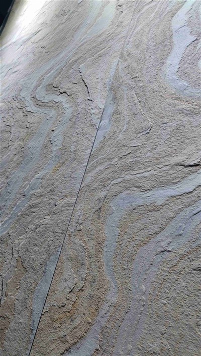 Tenká flexibilná kamenná dýha